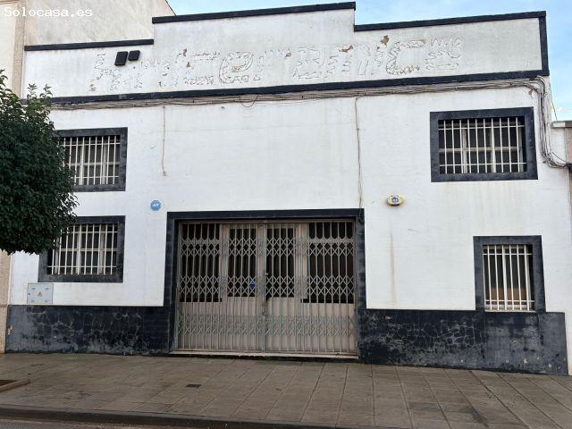 Nave en venta en Almendralejo, Badajoz