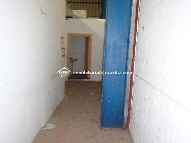 Nave en venta en Industrial Las Capellanías, Cáceres