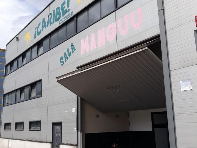 Nave en venta en Avilés, Asturias