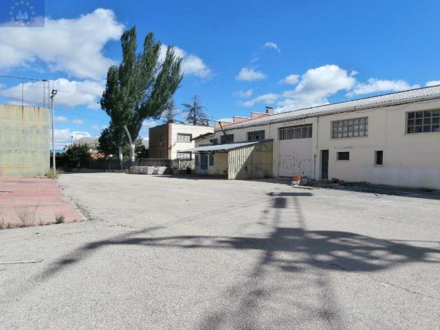 Nave en venta en Cuenca, Barrio de Tiradores