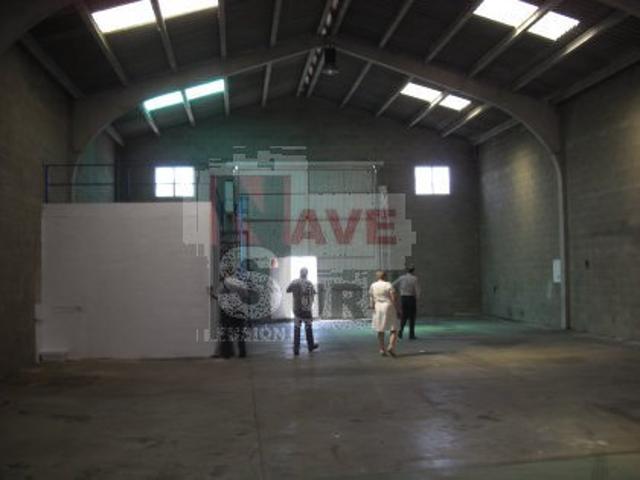 Nave en venta en Comarca Metropolitana de Huelva, Andalucía