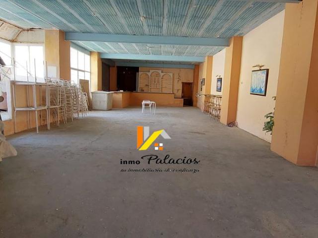 Nave en venta en Huesa, Andalucía