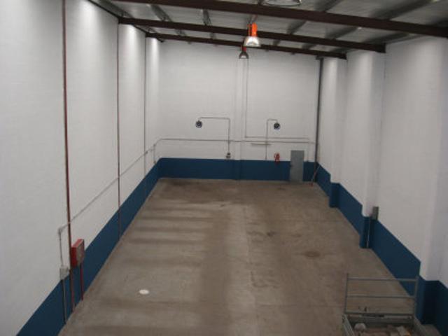 Nave en venta en Bergondo