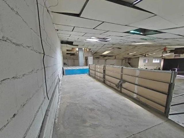 Nave en venta en Nervión, Sevilla