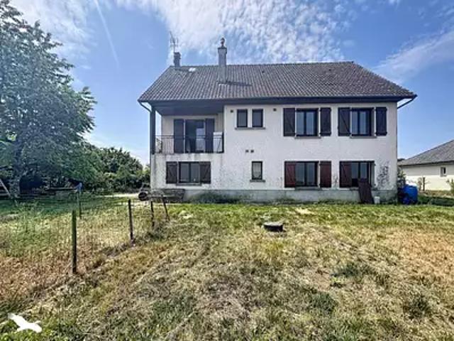 Maison vente à La Jarrige, Naves