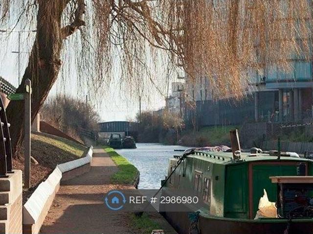 Apartment for rent in Hayes, Greater London