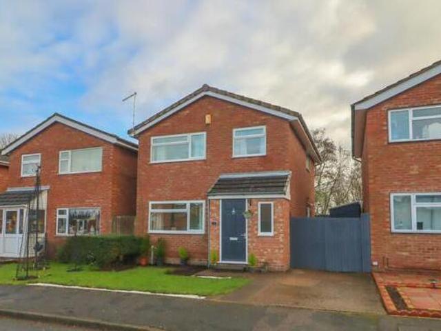 House for sale in Elmfield, Leicestershire