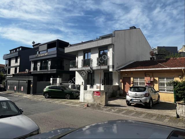 Üsküdar, İstanbul içerisinde satılık Villa