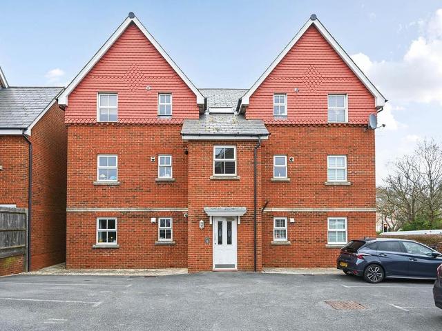 Apartment for rent in Pebsham, Heathlands