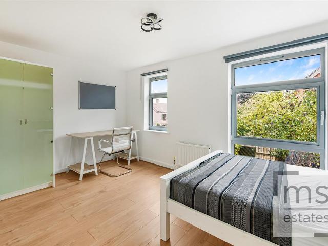 Room for rent in Haddon, East Midlands