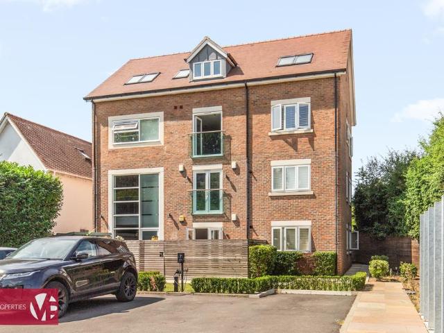 Apartment for rent in Epping, Essex