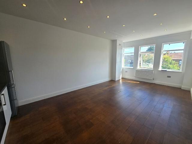 Apartment for rent in Epping, Essex