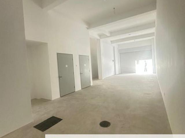 Shop for rent in Kuching