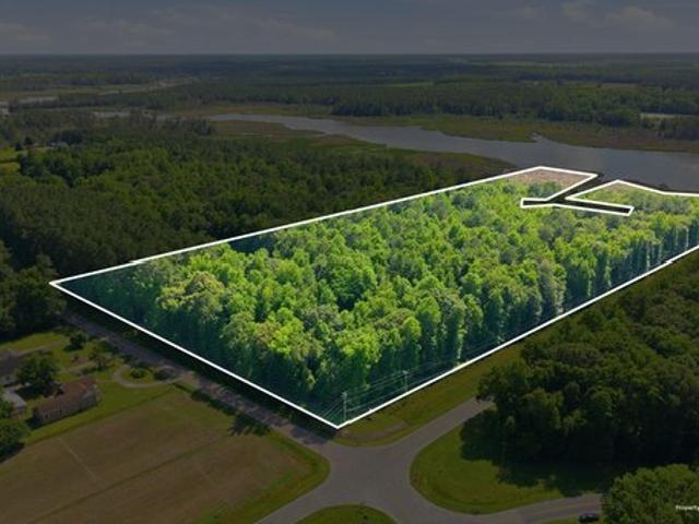 Land for sale in Aurora, North Carolina