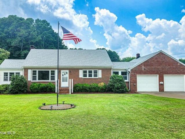 House for sale in Gates