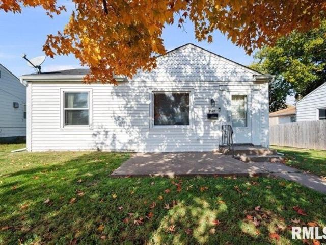 House for sale in Rock Island, Illinois