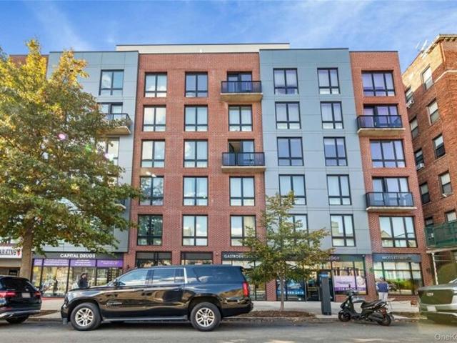 Condo for sale in Queens, Arverne