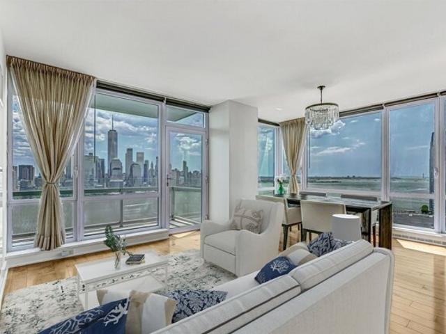 Condo for sale in Hudson, New Jersey