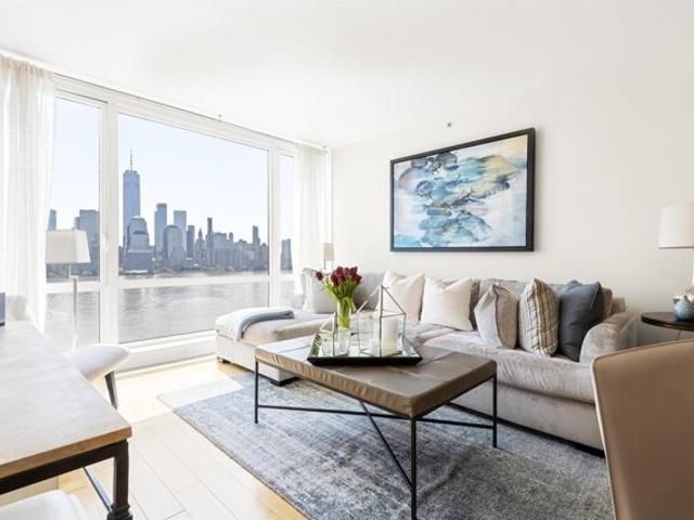 Condo for sale in Hudson, New Jersey
