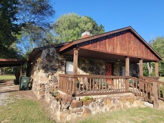 House for sale in Cherokee