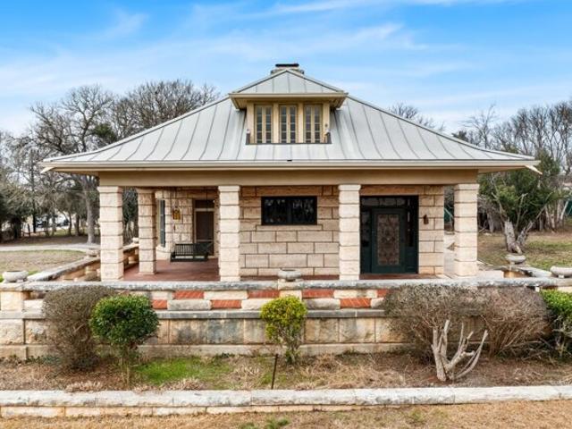 House for sale in Comfort, Texas