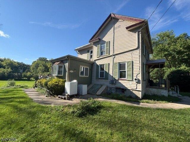 House for sale in Oxford Township, Warren County