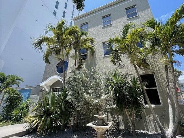 Condo for sale in Sarasota