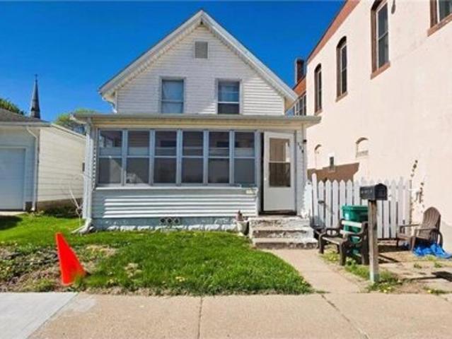 House for sale in Wabasha