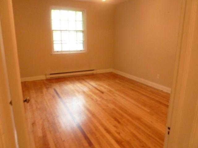 Apartment for rent in St. Leonard's, Quebec