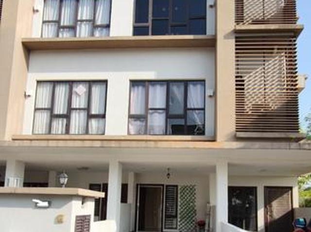 Townhouse for rent in Country Heights Damansara, Kuala Lumpur