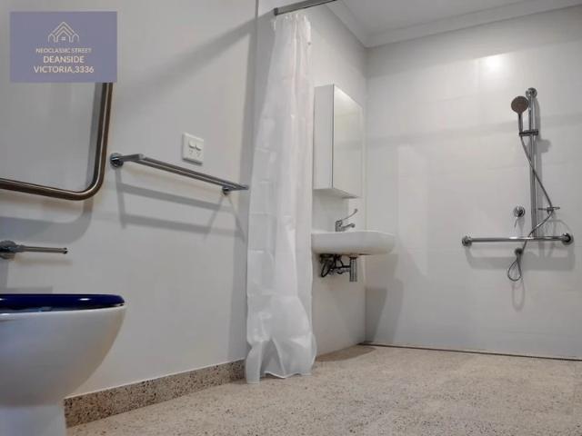 House for rent in Attwell, Melbourne
