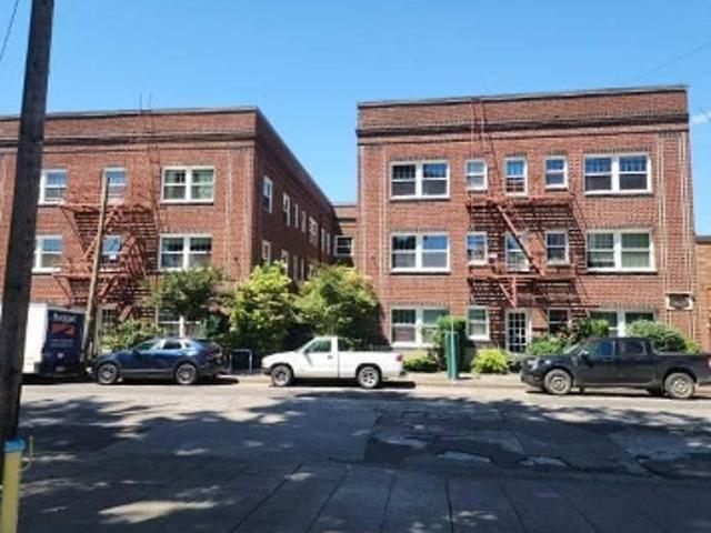 Condo for sale in Oregonia