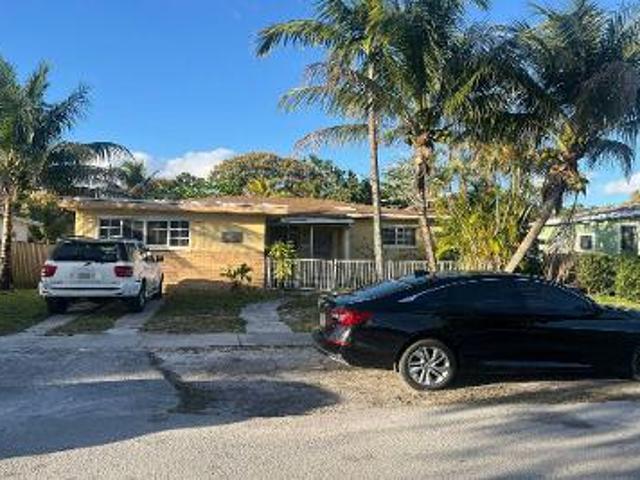 House for sale in Shady Oaks Trailer Park, North Miami