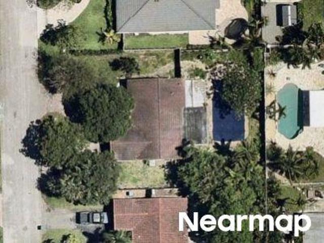 House for sale in Oakland Park, Florida