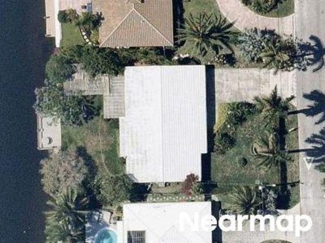 House for sale in Oakland Park, Florida
