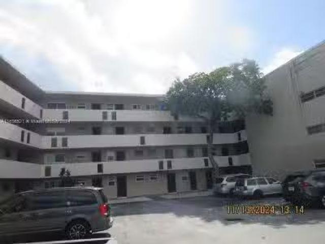 House for sale in Miami