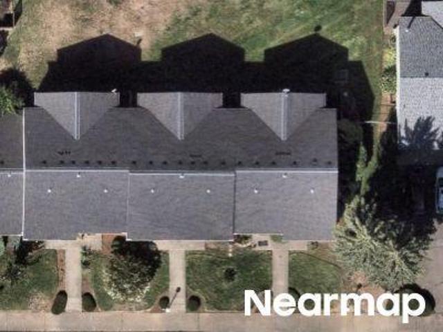Condo for sale in Oregonia