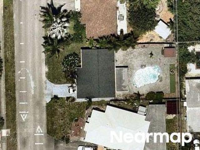 House for sale in Oakland Park, Florida