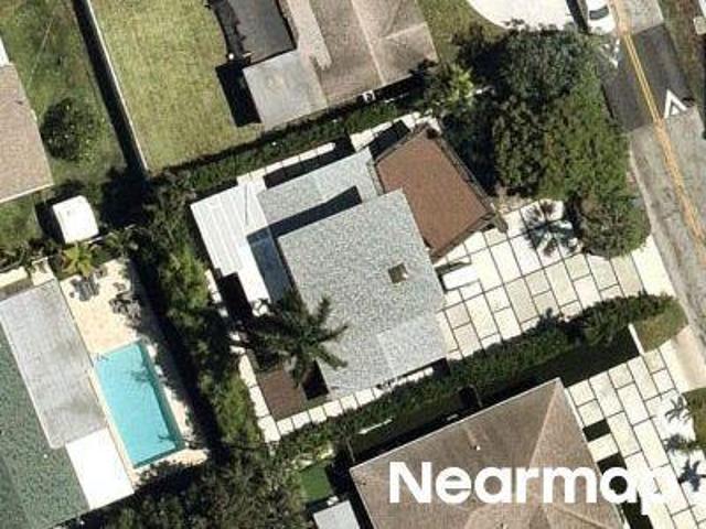 House for sale in Oakland Park, Florida