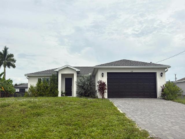 House for sale in Cape Coral, Lee County