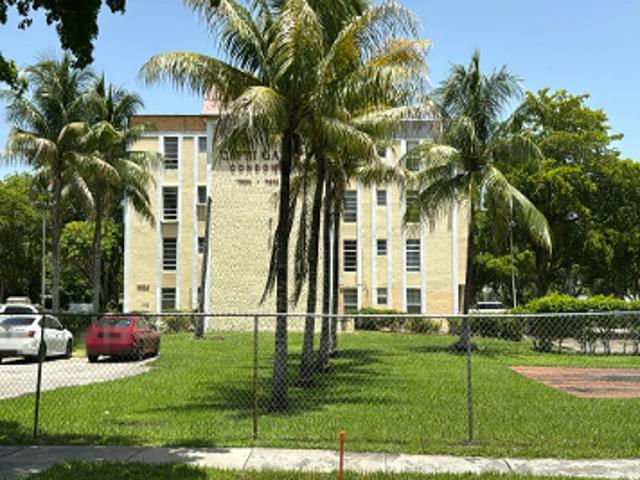Condo for sale in North Miami, Florida