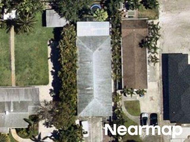 House for sale in Oakland Park, Florida