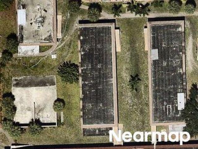 Condo for sale in Oakland Park, Florida