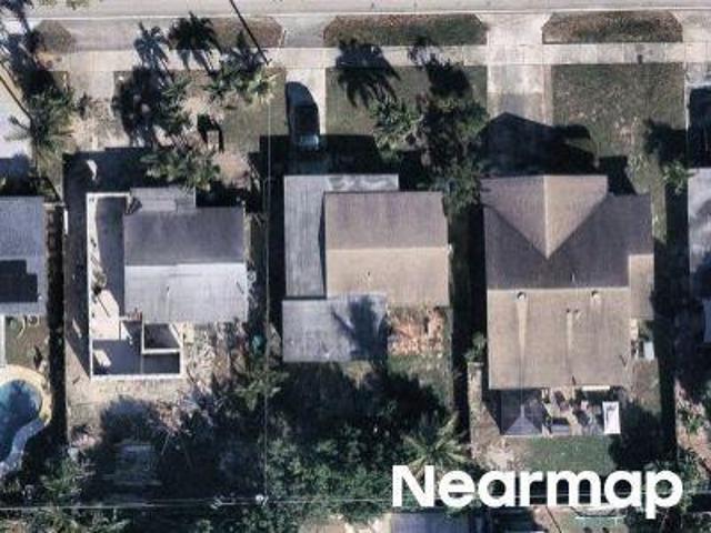 House for sale in Oakland Park, Florida