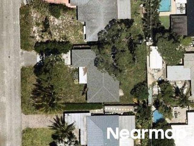 House for sale in Oakland Park, Florida