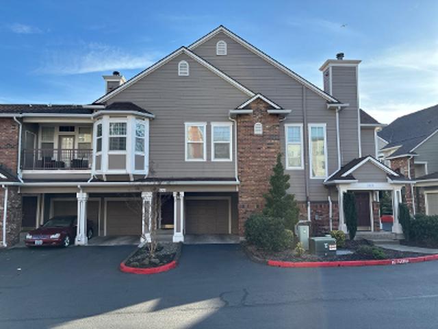 Condo for sale in Oregonia