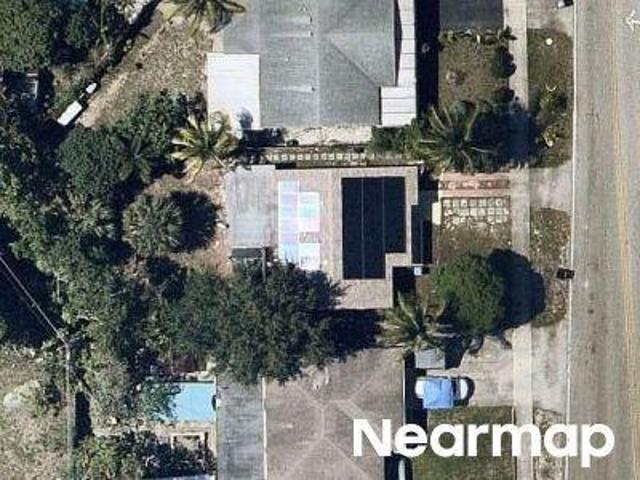 House for sale in Oakland Park, Florida