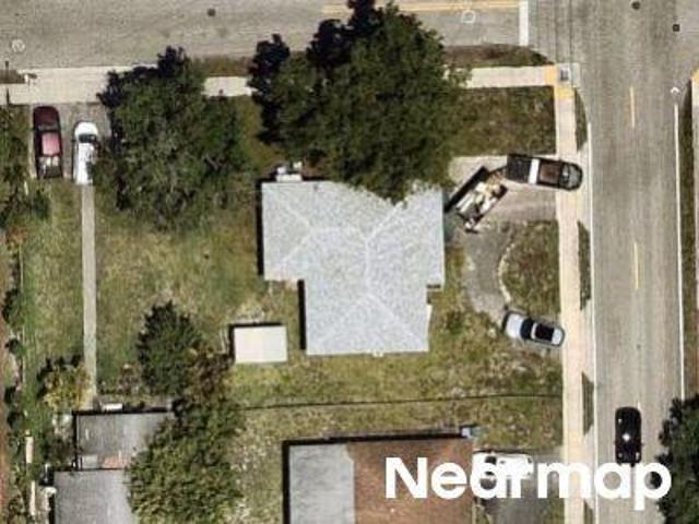 House for sale in Oakland Park, Florida