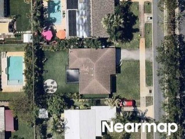 House for sale in Oakland Park, Florida