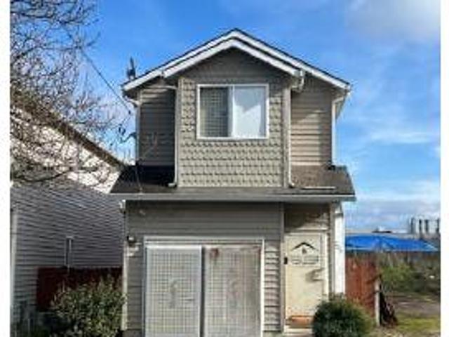 House for sale in Portland